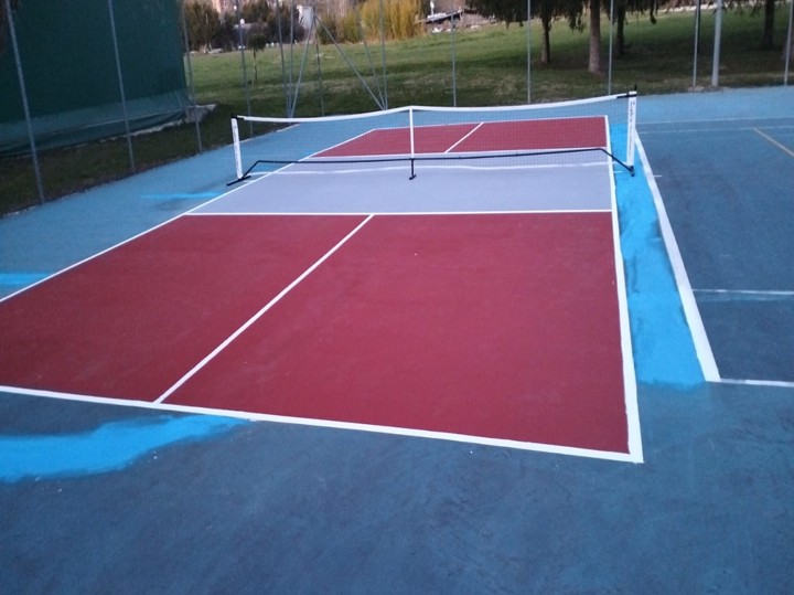 Primo campo di Pickleball nella provincia!